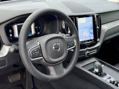 2023 Volvo XC60 B5 Core