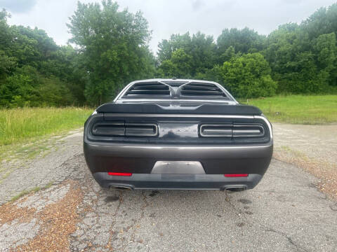 2015 Dodge Challenger SXT