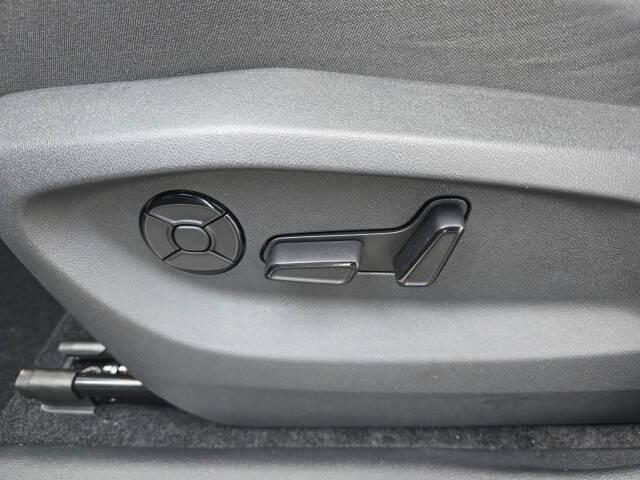 2026 Volkswagen Tiguan SE 4Motion