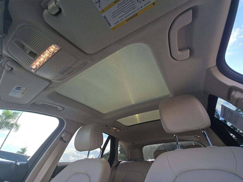 2021 Mercedes-Benz GLC GLC 300