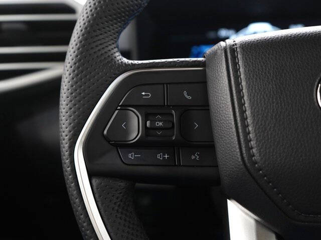 2025 Toyota Sequoia Platinum