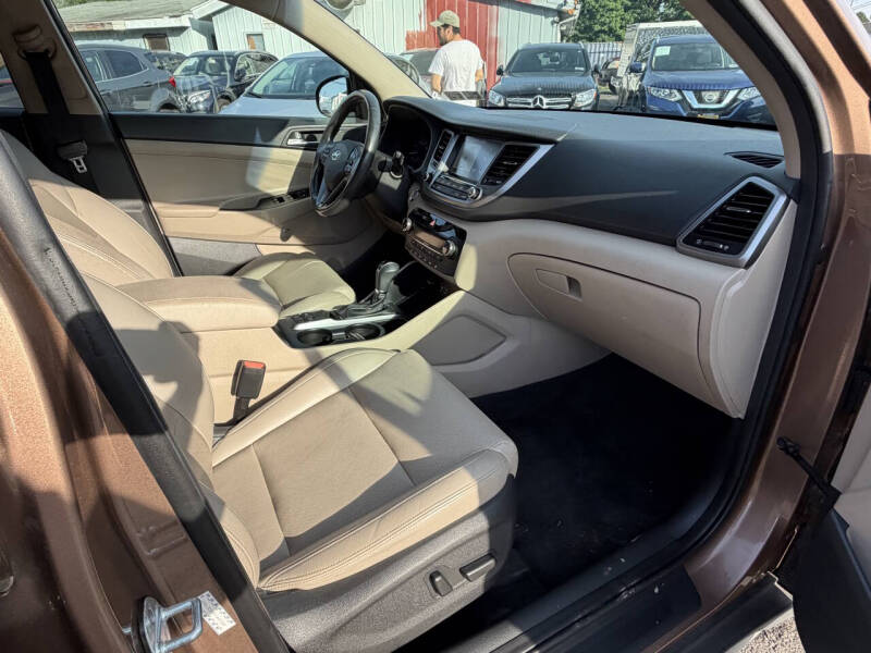 2017 Hyundai Tucson SE
