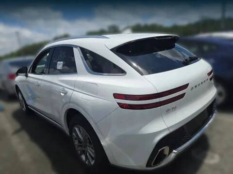 2022 Genesis GV70 2.5T Standard