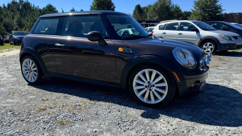 2010 MINI Cooper Base photo 6