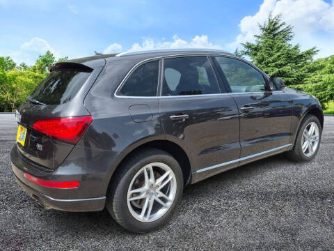 2016 Audi Q5 2.0T quattro Premium Plus