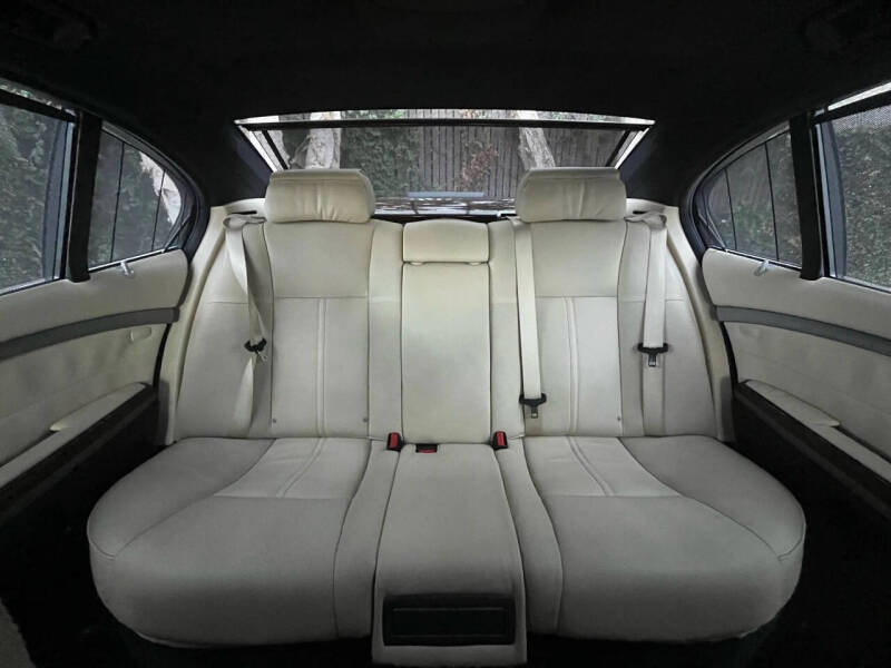 2006 BMW 7 Series 750Li