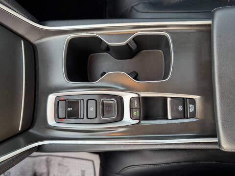 2018 Honda Accord EX-L w/Navi