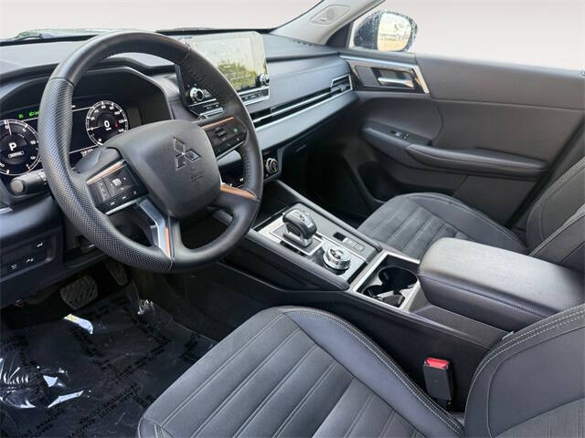 2023 Mitsubishi Outlander PHEV