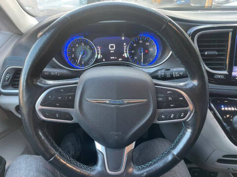 2021 Chrysler Pacifica Touring L