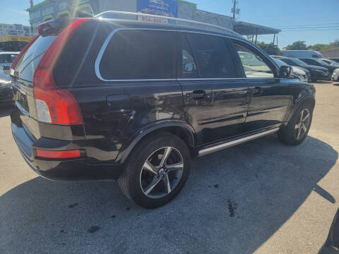 2013 Volvo XC90 3.2 R-Design Platinum