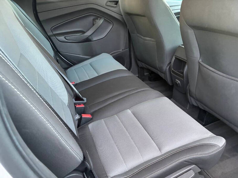 2017 Ford Escape S