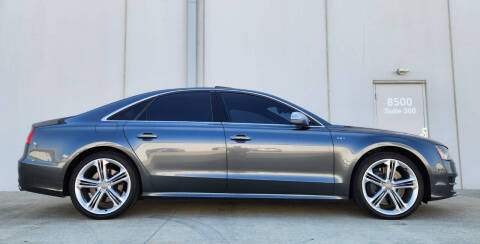2013 Audi S8 4.0T quattro