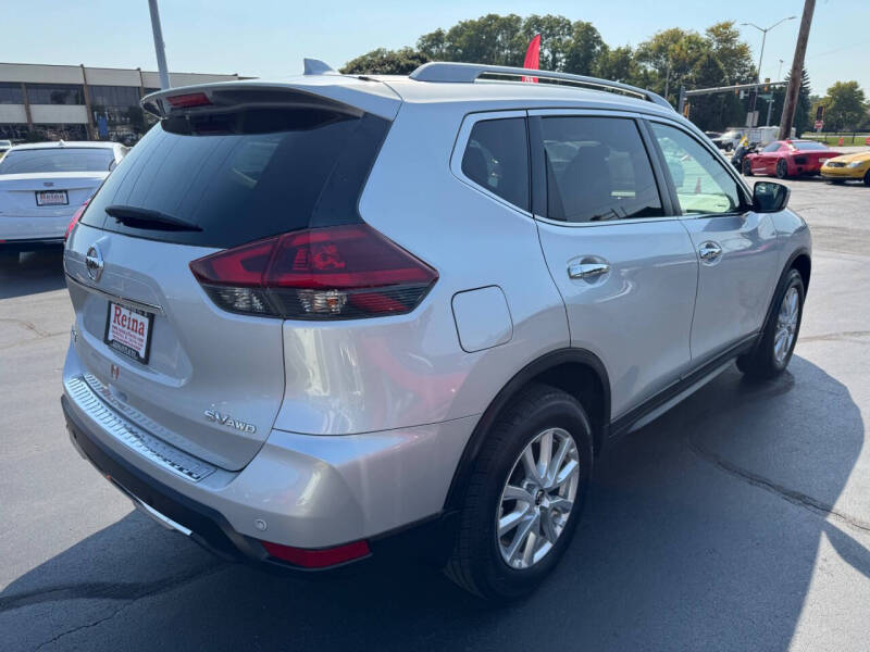 2019 Nissan Rogue SV