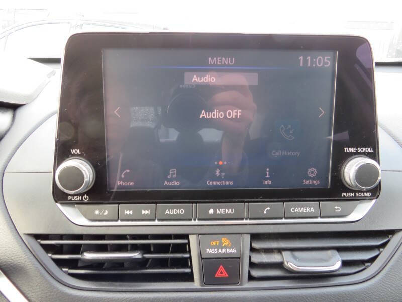 2021 Nissan Altima 2.5 SV