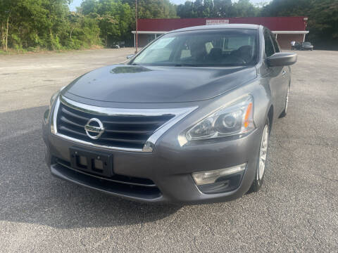 2014 Nissan Altima for sale at Certified Motors LLC in Mableton GA