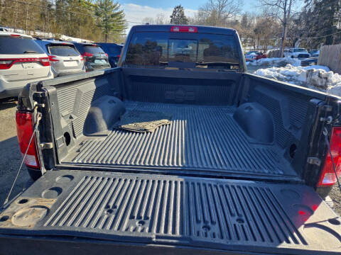 2017 RAM 1500 SLT