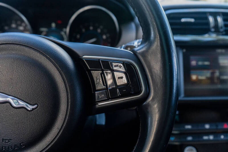 2017 Jaguar F-PACE 35t Premium