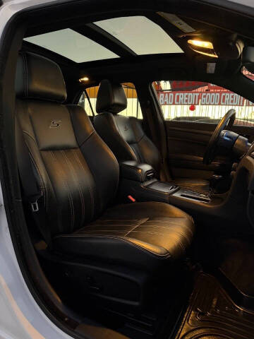 2012 Chrysler 300 S V8