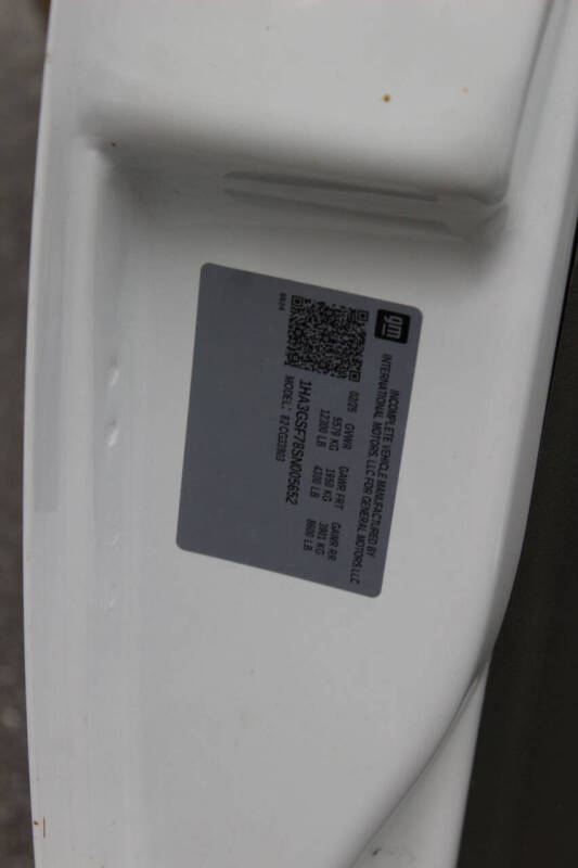 2025 Chevrolet Express 3500