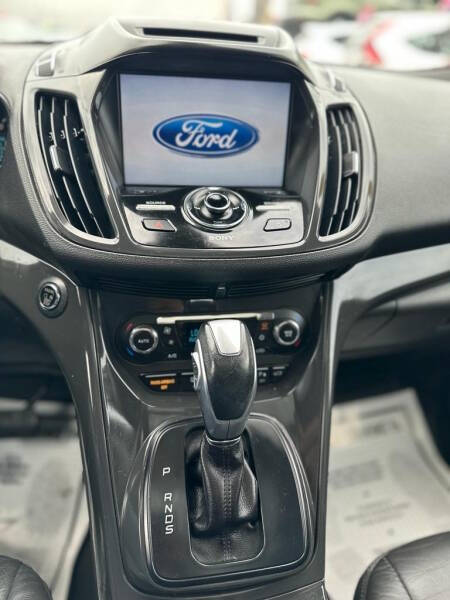 2015 Ford Escape Titanium