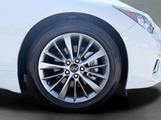 2023 Infiniti Q50 Luxe