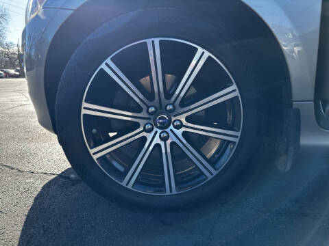 2016 Volvo XC60 T5 Drive-E Premier