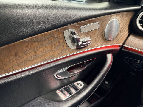 2017 Mercedes-Benz E-Class E 300 4MATIC