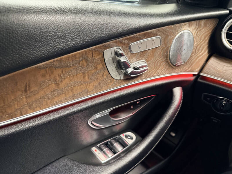 2017 Mercedes-Benz E-Class E 300 4MATIC