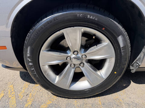 2015 Dodge Challenger SXT
