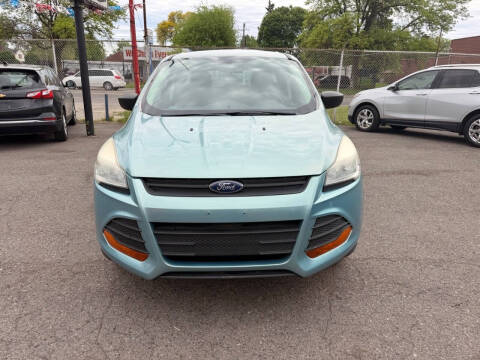 2013 Ford Escape S