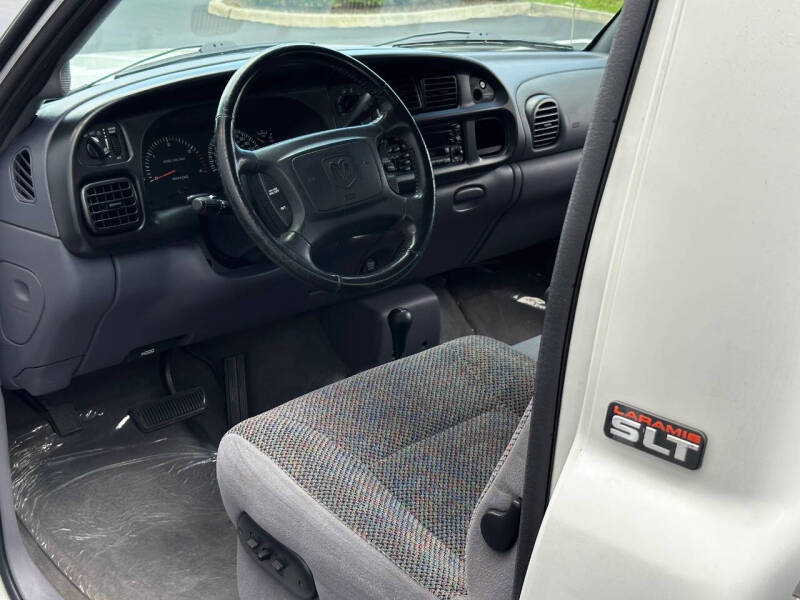 2002 Dodge Ram 2500 SLT