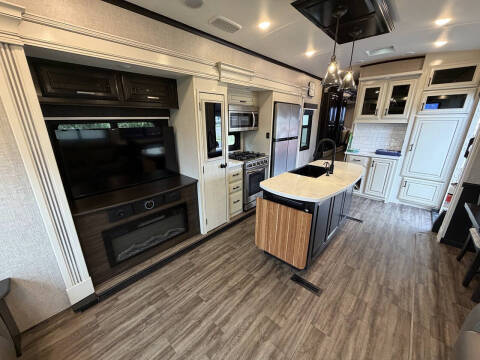 2023 Jayco Pinnacle
