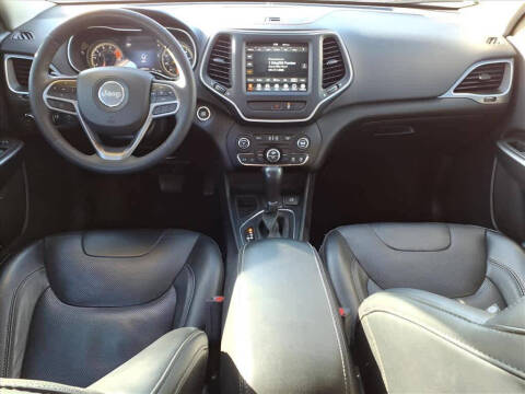 2022 Jeep Cherokee Latitude Lux