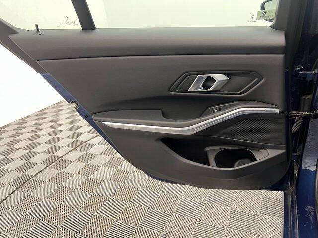 2024 BMW 3 Series 330i xDrive