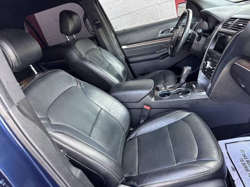 2017 Ford Explorer Limited