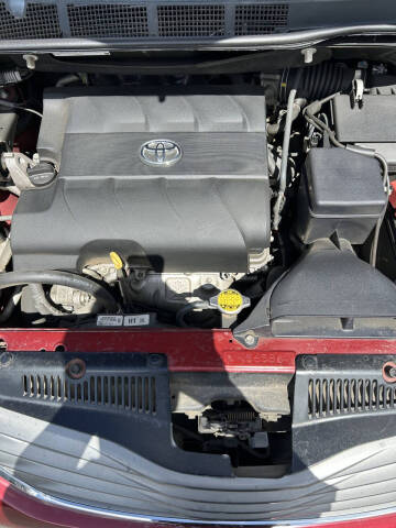 2014 Toyota Sienna Limited 7-Passenger