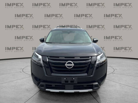 2023 Nissan Pathfinder Platinum