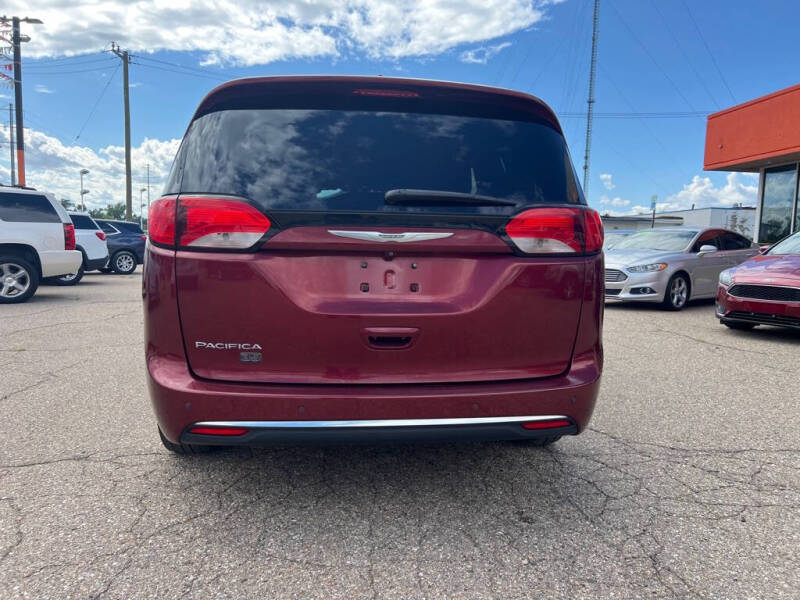 2020 Chrysler Pacifica Touring L Plus