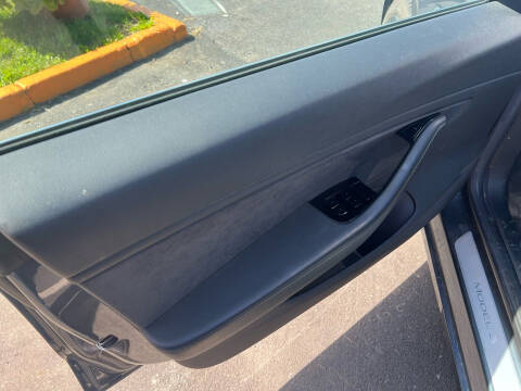 2017 Tesla Model 3 Long Range