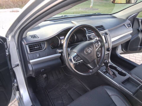 2017 Toyota Camry SE