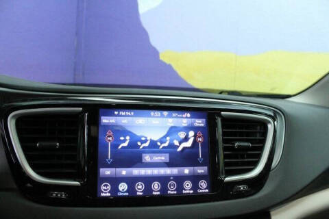 2020 Chrysler Pacifica Touring L