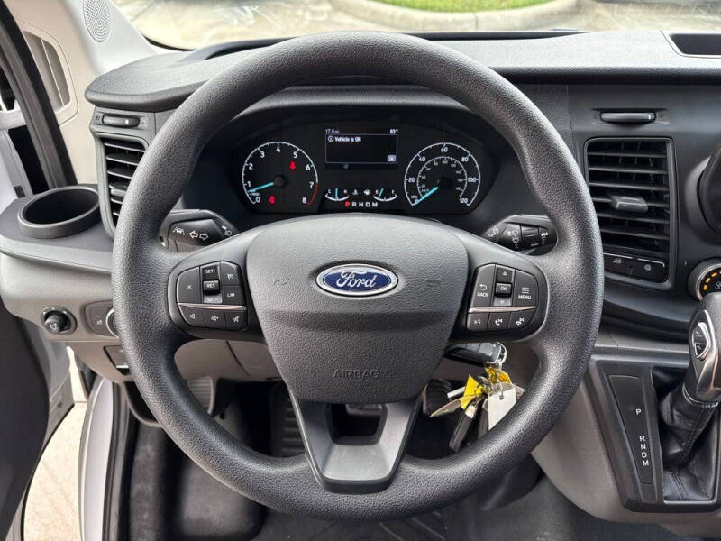 2025 Ford Transit