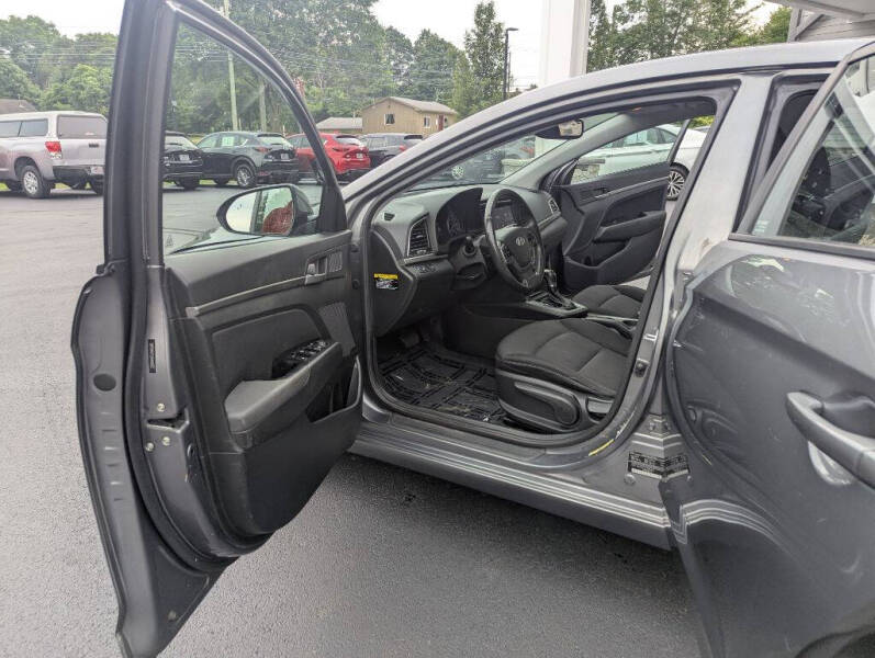 2018 Hyundai Elantra