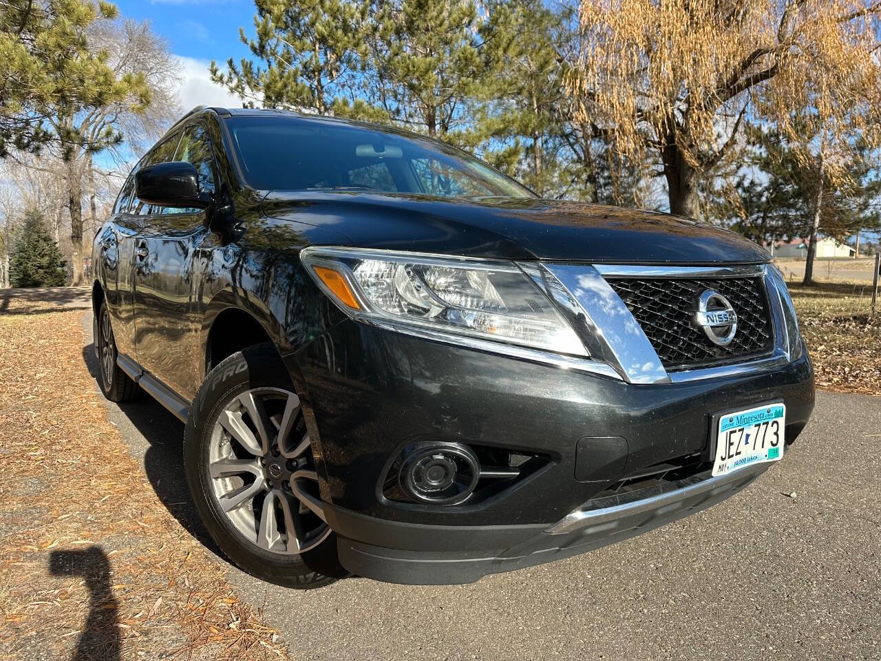 2016 Nissan Pathfinder for sale at Ripon Motors in Anoka, MN