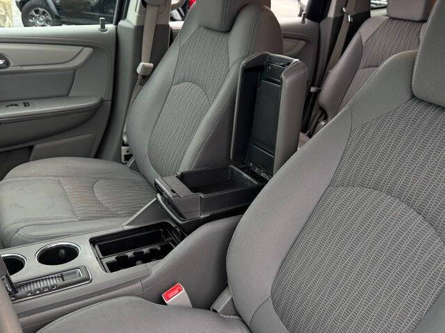 2017 Chevrolet Traverse LS