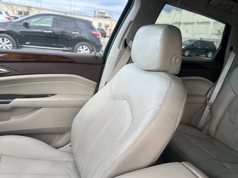 2012 Cadillac SRX Luxury Collection