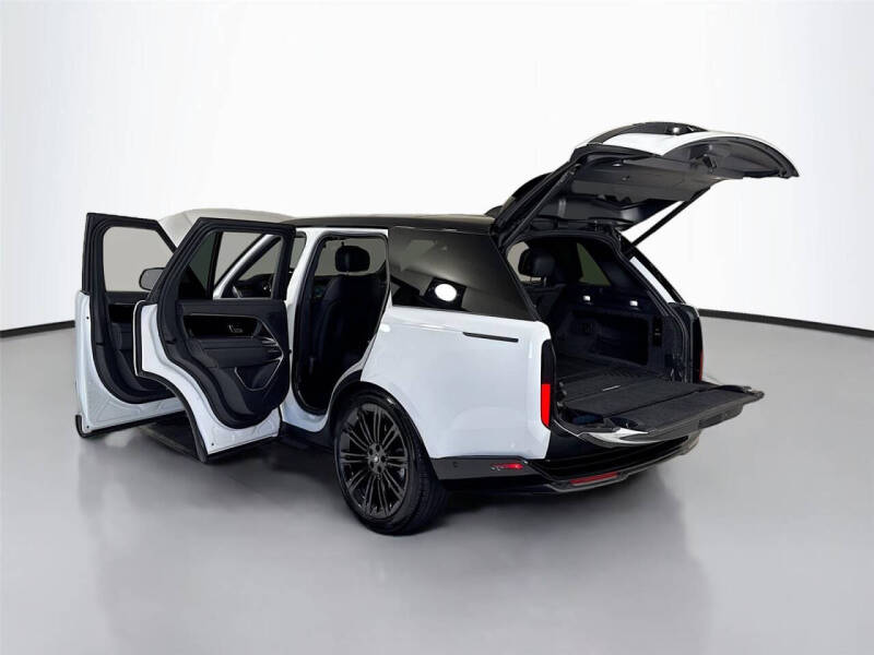 2023 Land Rover Range Rover P400 SE