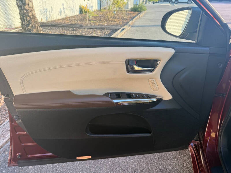 2014 Toyota Avalon Hybrid XLE Touring