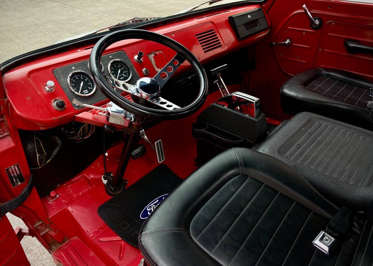1961 Ford E-100 11