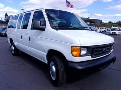 2005 Ford E-Series Wagon